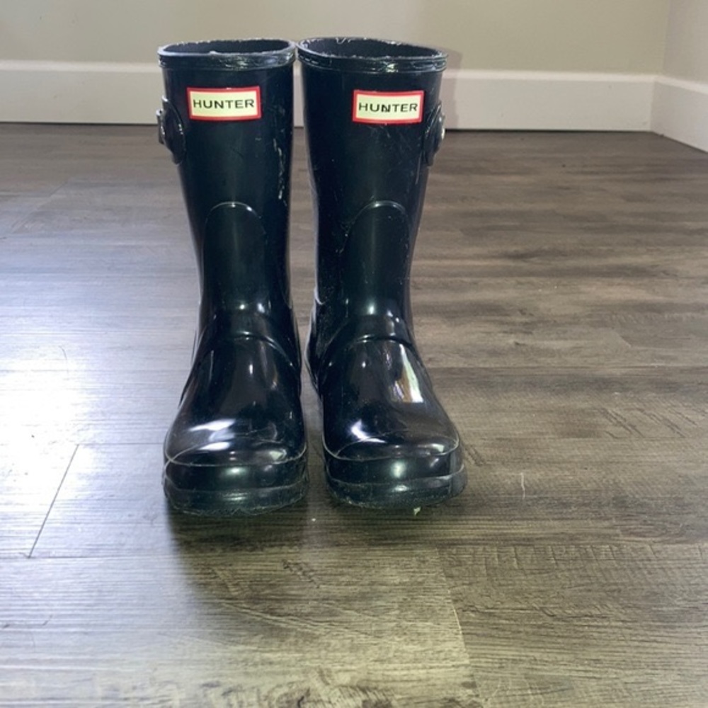 Hunter rain boots mid height size 6